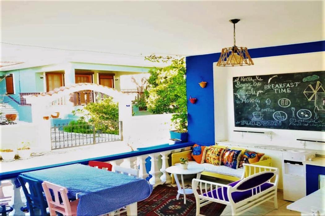 Beyaz Ev Hotel Alaçatı Exterior foto