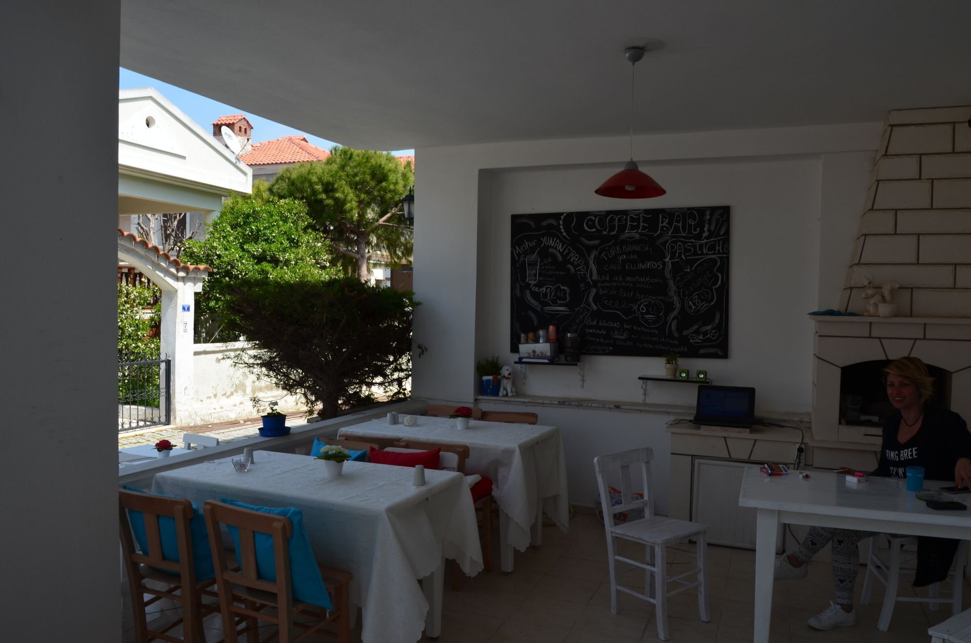 Beyaz Ev Hotel Alaçatı Exterior foto